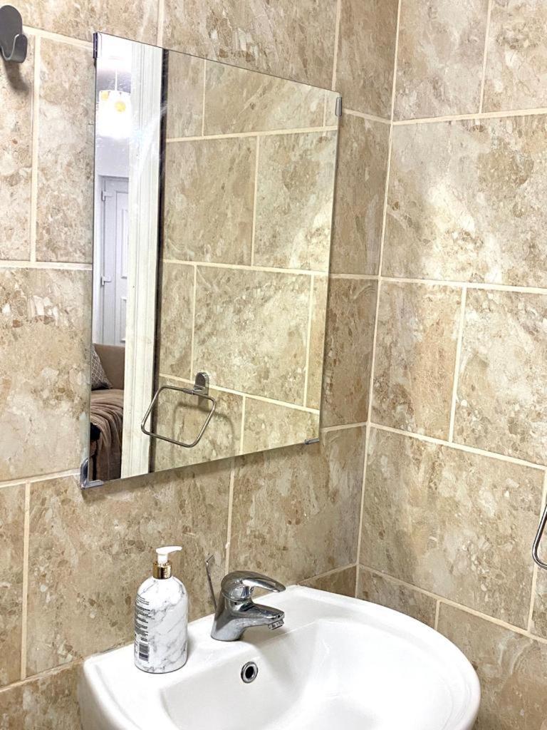 Central Suite, 3 Single Beds Μπρίστολ Δωμάτιο φωτογραφία