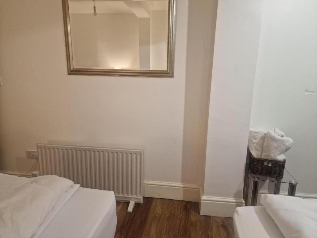 Central Suite, 3 Single Beds Μπρίστολ Εξωτερικό φωτογραφία